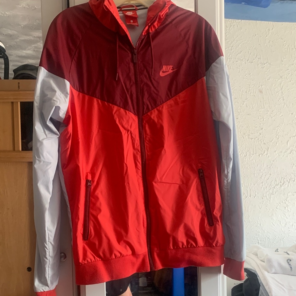 Nike Red and Maroon Colorblock Hooded Windbreaker